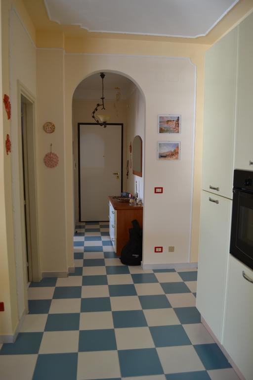 Casa Vacanze Dei Navigatori On The Sea Pontecagnano Exteriör bild